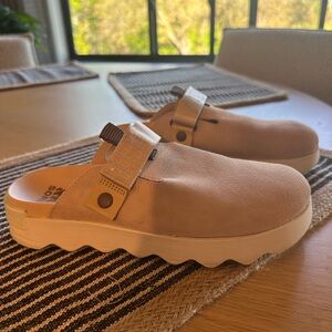 Sorel mule. Waterproof